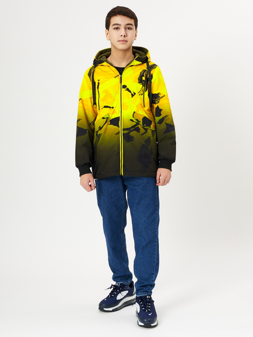 Купить оптом Куртка двусторонняя для мальчика желтого цвета 221J в Екатеринбурге