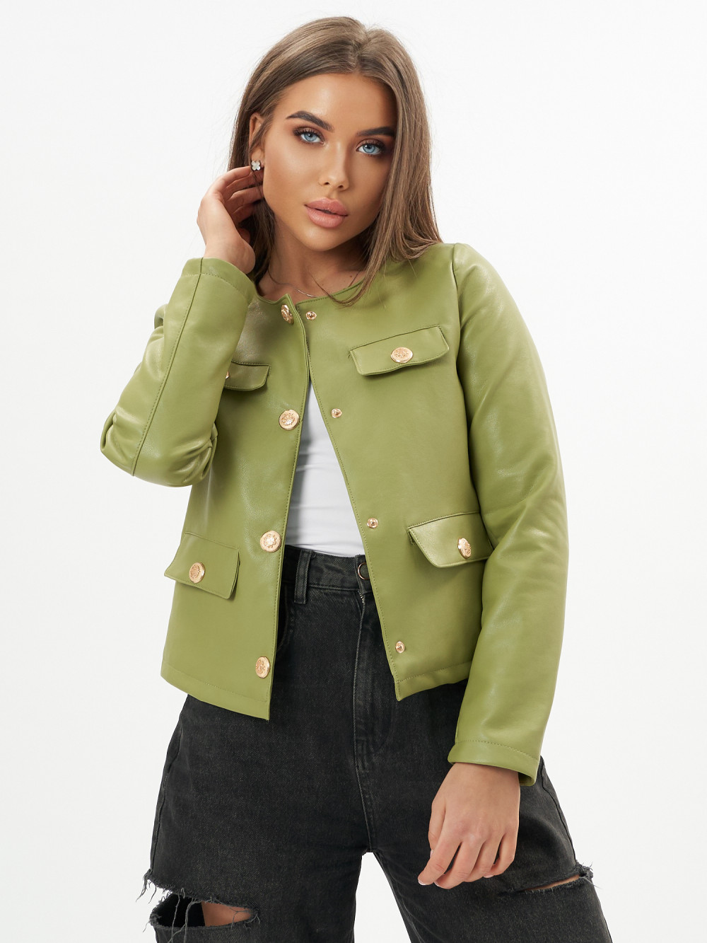 Купить оптом Короткая кожаная куртка женская зеленого цвета 245Z в Екатеринбурге
