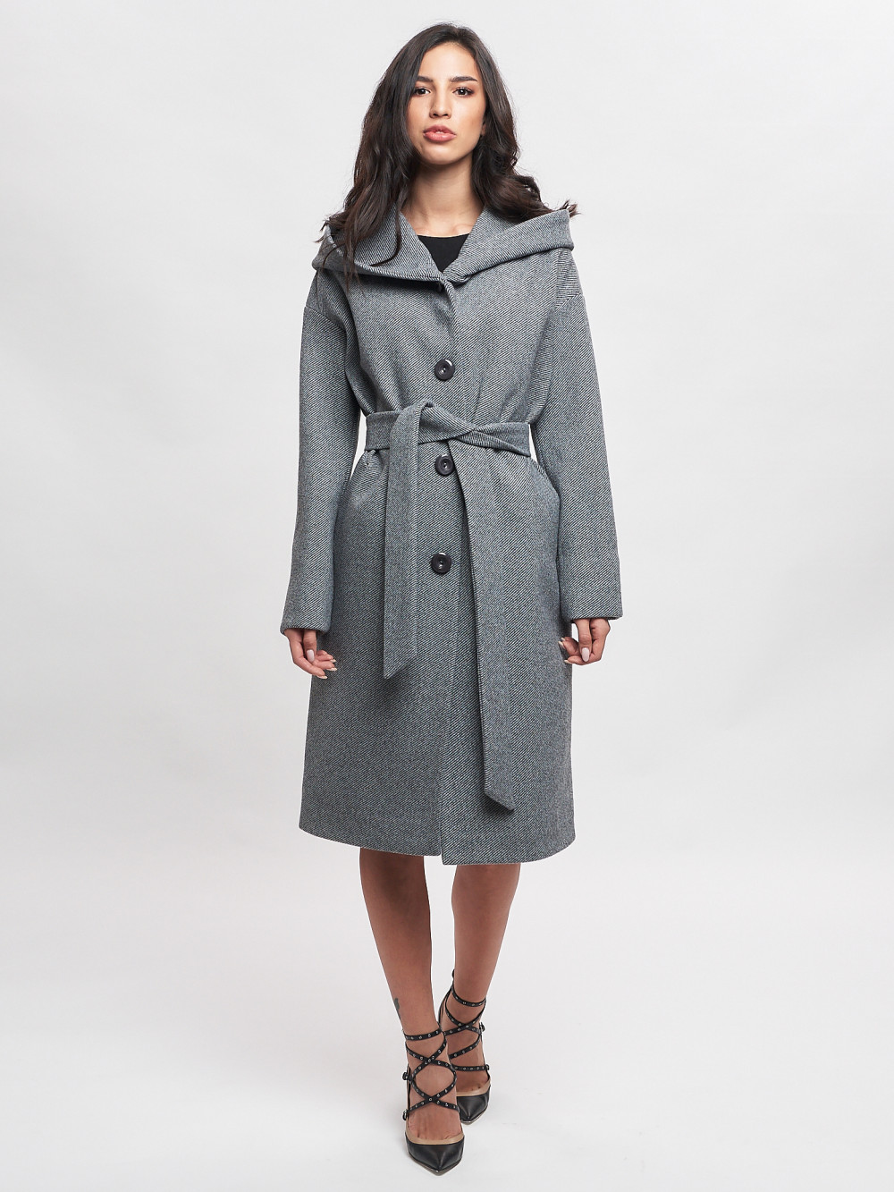 Купить оптом Пальто демисезонное серого цвета 42116Sr в Казани