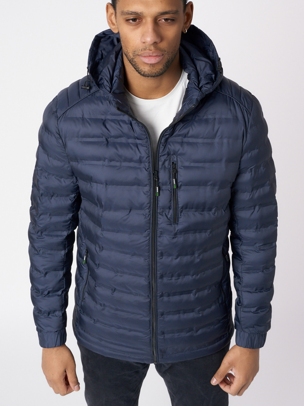 Купить оптом Куртки мужские стеганная с капюшоном темно-синего цвета 805TS в Екатеринбурге