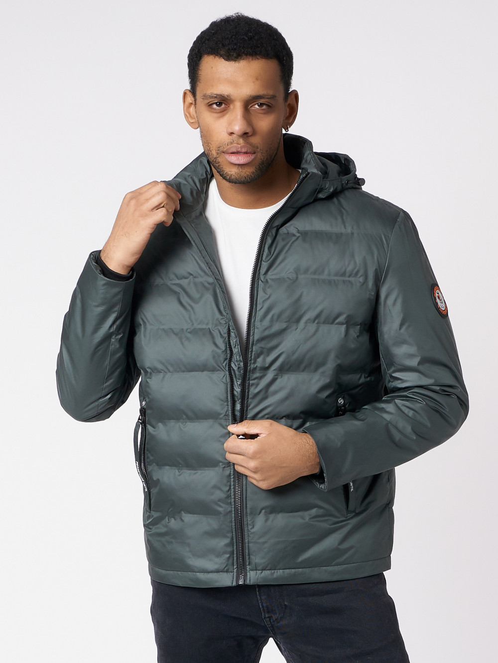 Купить оптом Куртки мужские стеганная с капюшоном темно-зеленого цвета 88633TZ в Казани