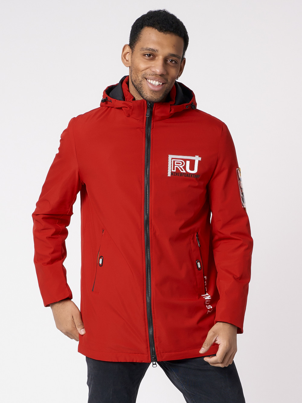 Купить оптом Куртка мужская удлиненная с капюшоном красного цвета 88661Kr в Екатеринбурге