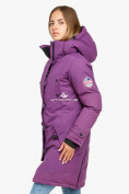 Оптом Куртка парка зимняя женская фиолетового цвета 1806F в Казани, фото 4