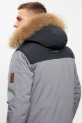 Оптом Куртка зимняя MTFORCE мужская удлиненная с мехом серого цвета 2155-1Sr в Казани, фото 8