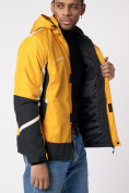 Оптом Куртка спортивная мужская с капюшоном желтого цвета 3589J в Екатеринбурге, фото 15