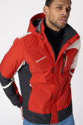 Оптом Куртка спортивная мужская с капюшоном красного цвета 3589Kr в Екатеринбурге, фото 6