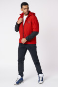 Оптом Куртка мужская с капюшоном красного цвета 88601Kr в Казани, фото 4