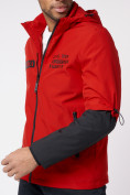 Оптом Куртка мужская с капюшоном красного цвета 88601Kr в Казани, фото 12