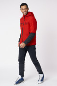 Оптом Куртка мужская с капюшоном красного цвета 88601Kr в Казани, фото 2