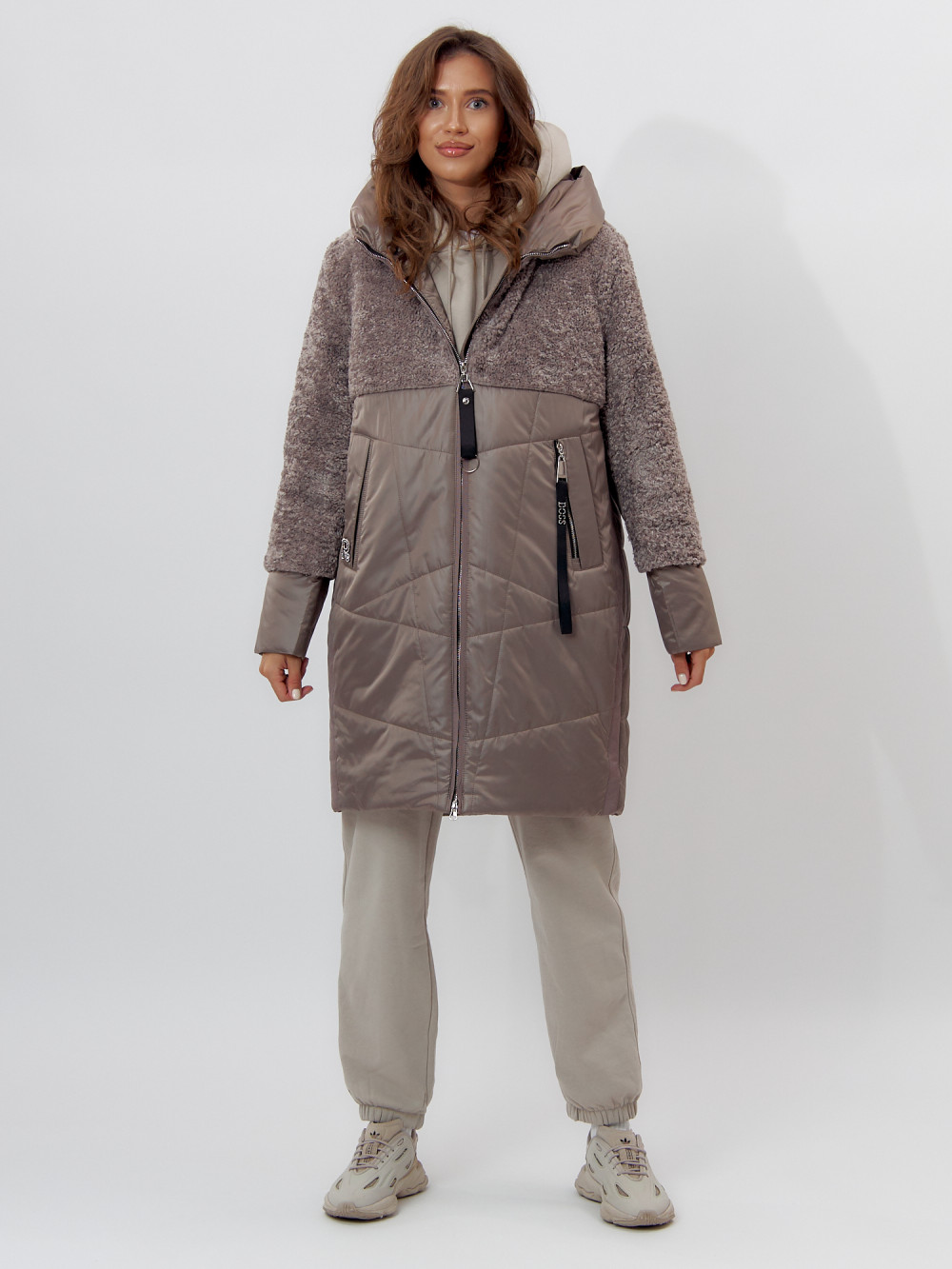 Купить оптом Пальто утепленное женское зимние коричневого цвета 11209K в Екатеринбурге