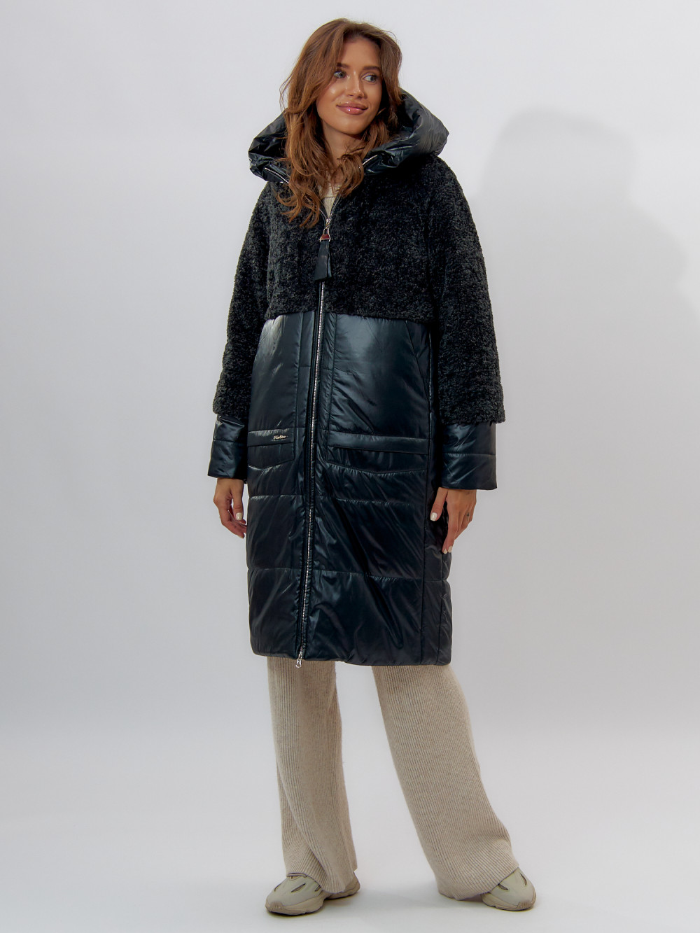 Купить оптом Пальто утепленное женское зимние темно-зеленого цвета 11210TZ в Екатеринбурге