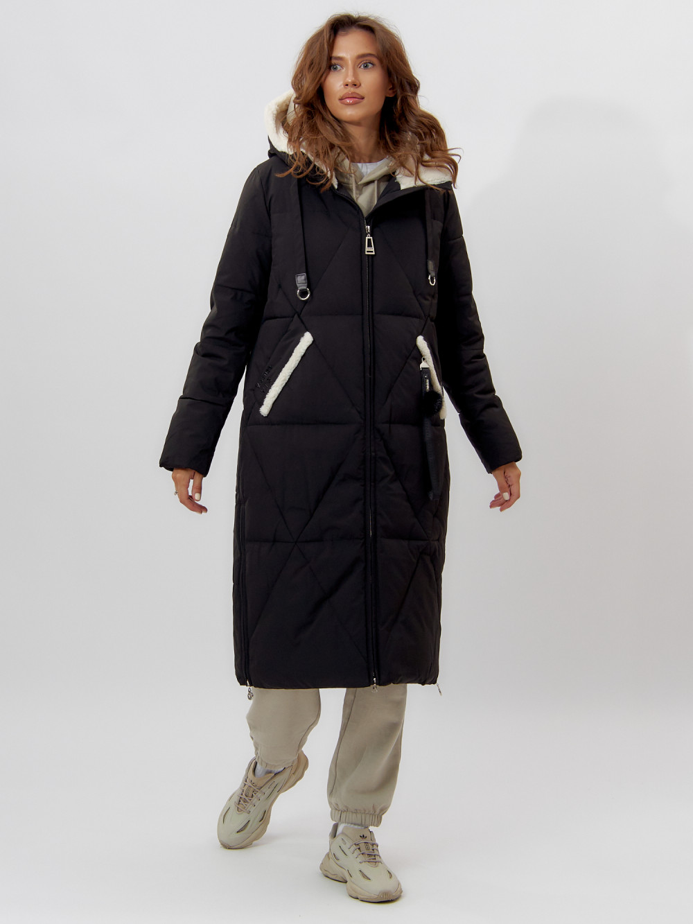 Купить оптом Пальто утепленное женское зимние черного цвета 112227Ch в Екатеринбурге