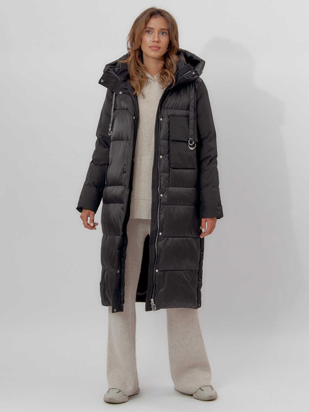Купить оптом Пальто утепленное женское зимние черного цвета 112261Ch в Екатеринбурге