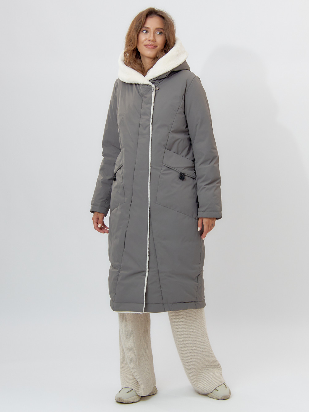 Купить оптом Пальто утепленное женское зимние серого цвета 112288Sr в Екатеринбурге