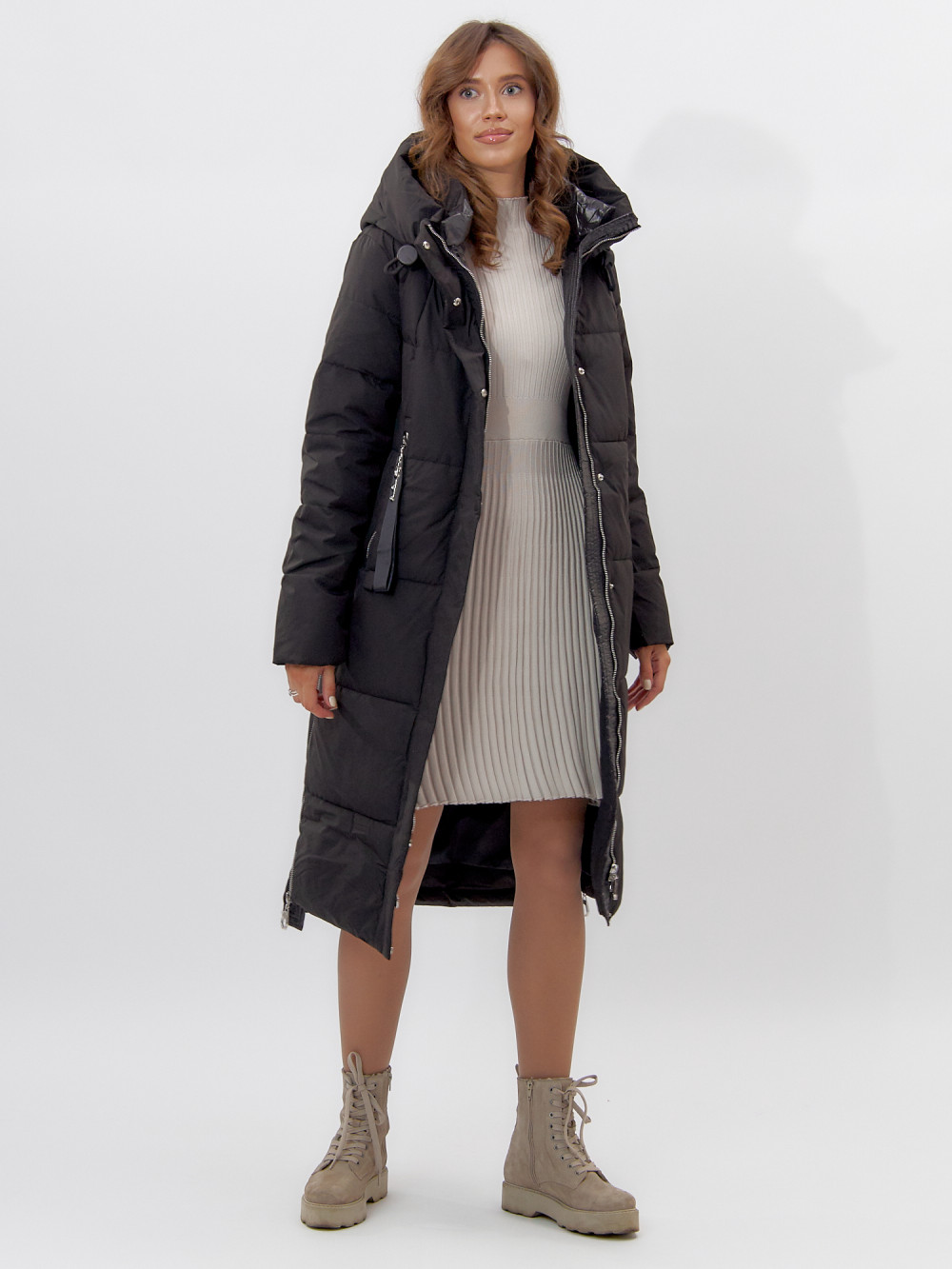 Купить оптом Пальто утепленное женское зимние черного цвета 113151Ch в Екатеринбурге