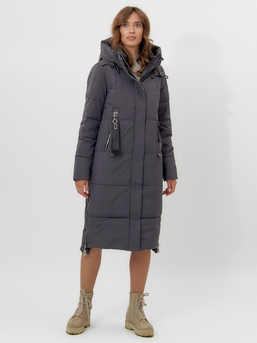 Купить оптом Пальто утепленное женское зимние темно-серого цвета 113151TC в Екатеринбурге