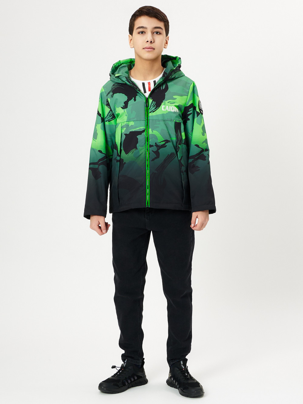 Купить оптом Куртка демисезонная для мальчика зеленого цвета 168Z в Екатеринбурге