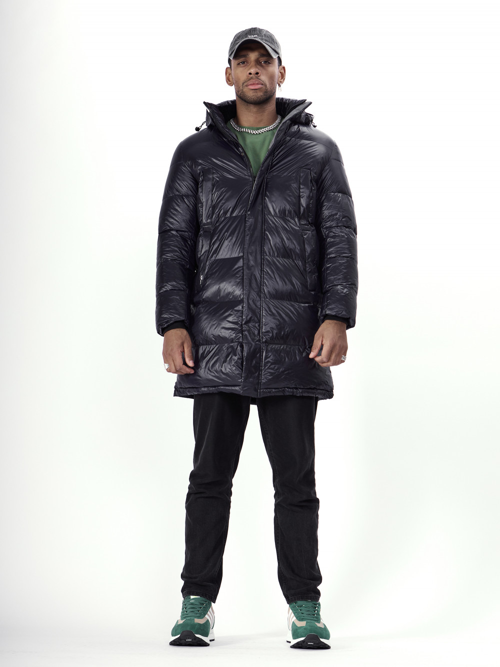Купить оптом Куртка удлинённая мужская зимняя темно-синего цвета 22306TS в Казани