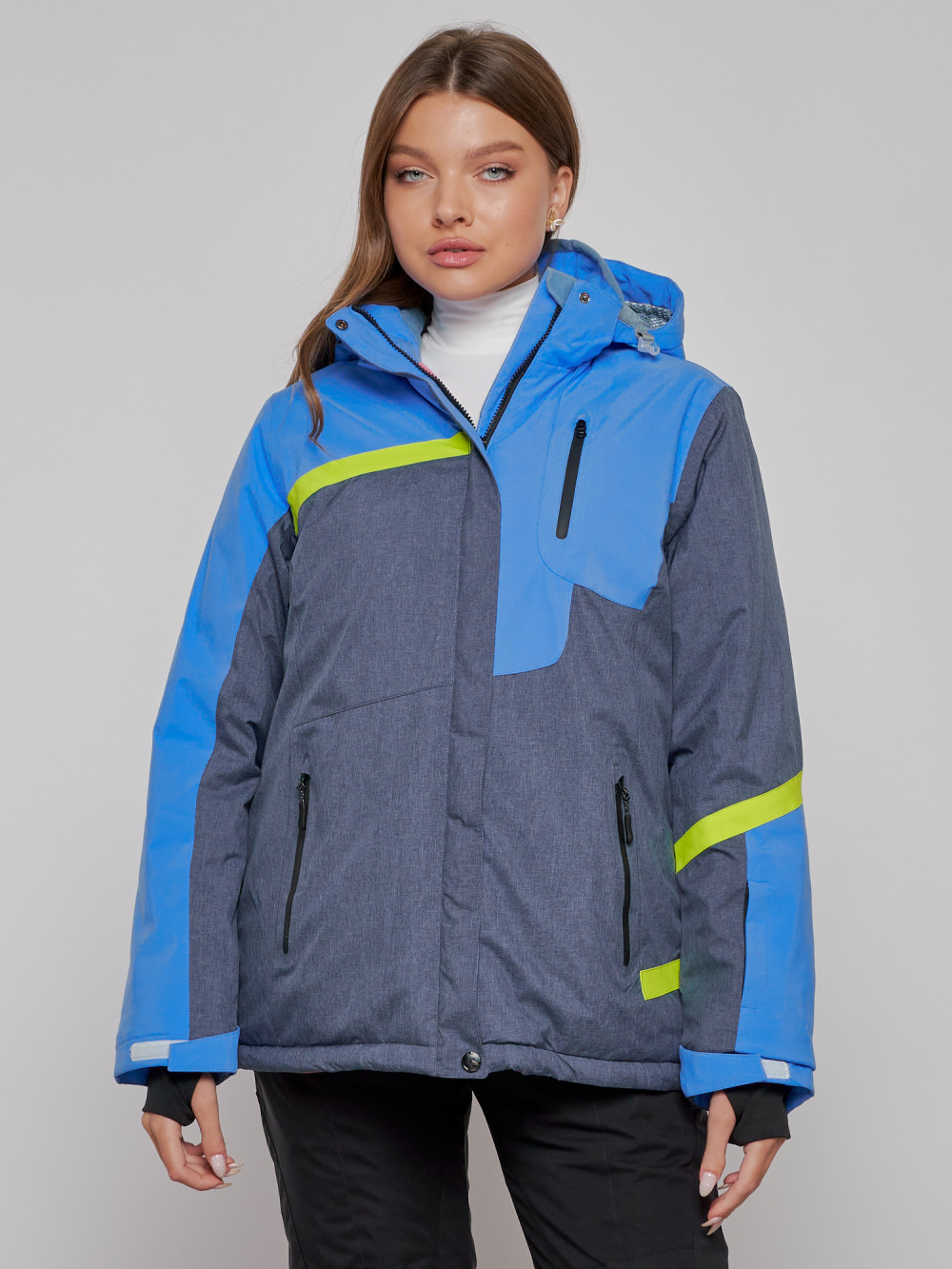 Купить оптом Горнолыжная куртка женская зимняя большого размера синего цвета 2282-1S в Екатеринбурге