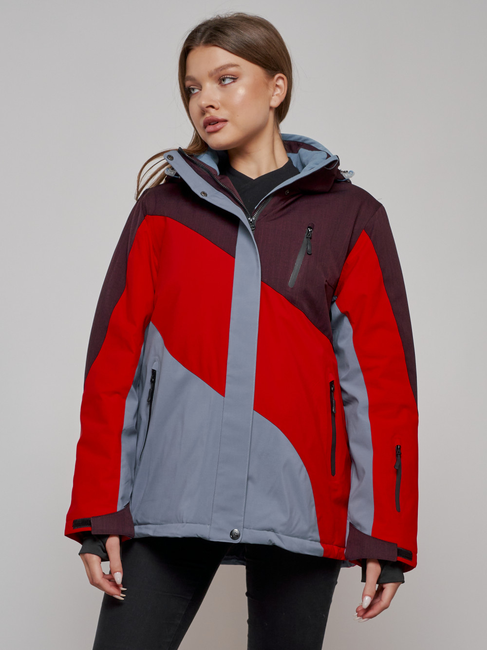 Купить оптом Горнолыжная куртка женская зимняя большого размера красного цвета 2308Kr в Екатеринбурге