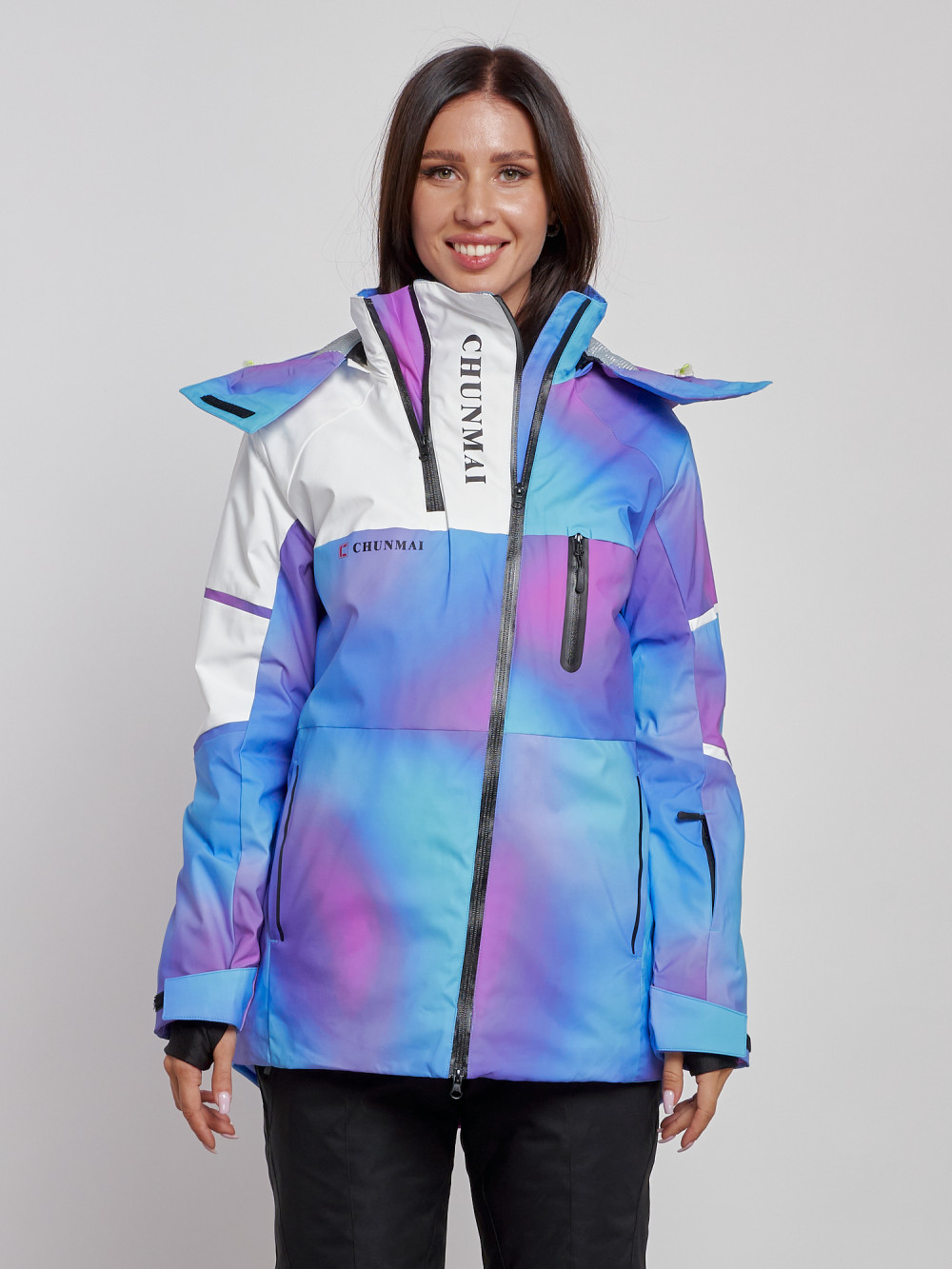 Купить оптом Горнолыжная куртка женская зимняя фиолетового цвета 2321F в Екатеринбурге