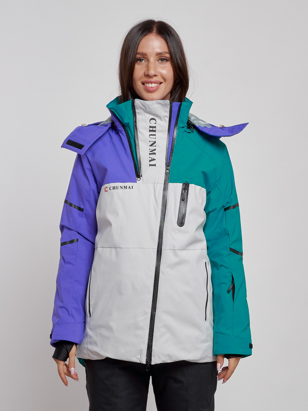 Купить оптом Горнолыжная куртка женская зимняя темно-зеленого цвета 2322TZ в Екатеринбурге