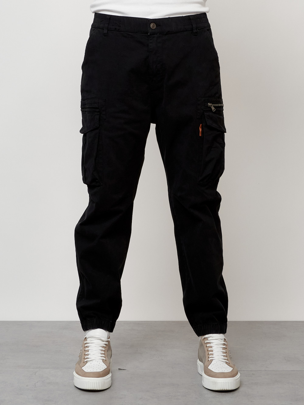 Джинсы карго мужские с накладными карманами черного цвета 2425Ch