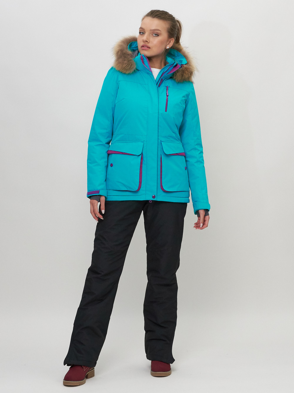 Купить оптом Куртка спортивная женская зимняя с мехом бирюзового цвета 551777Br в Казани