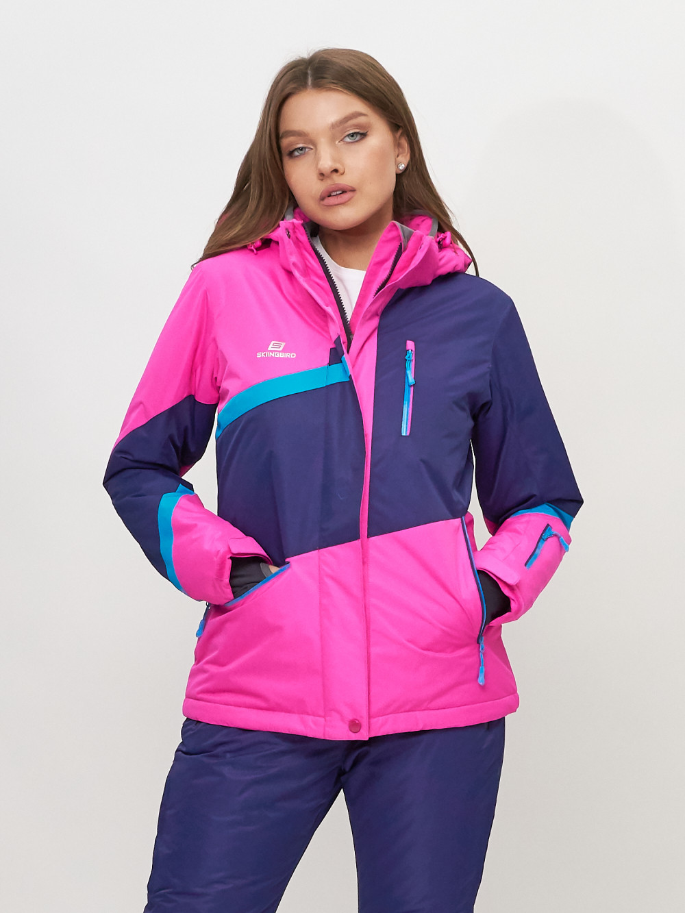 Купить оптом Горнолыжная куртка женская розового цвета 551901R в Екатеринбурге
