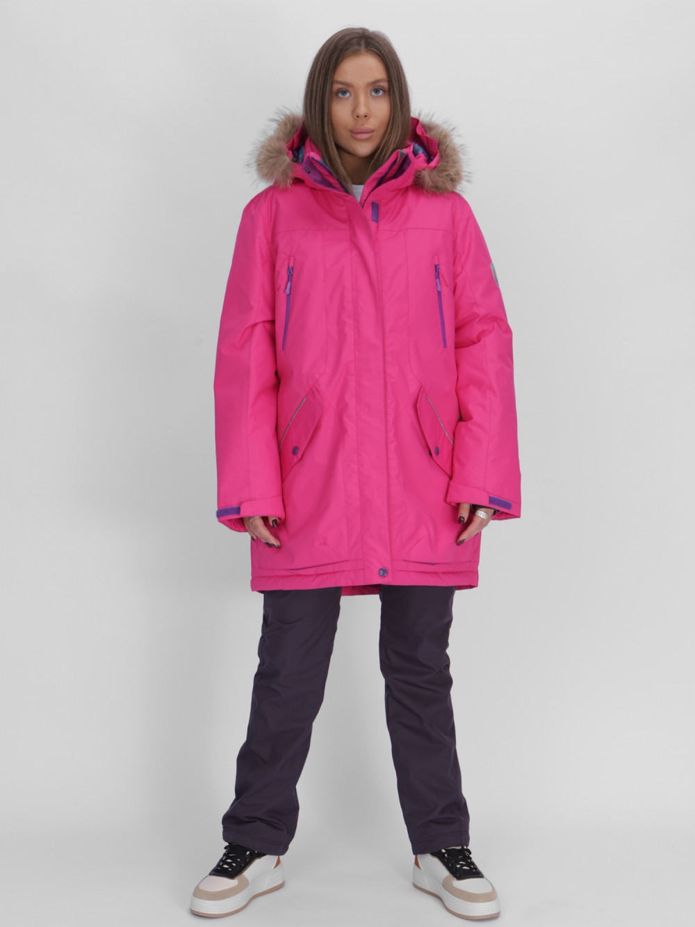 Купить оптом Парка женская с мехом зимняя большого размера розового цвета 552021R в Казани