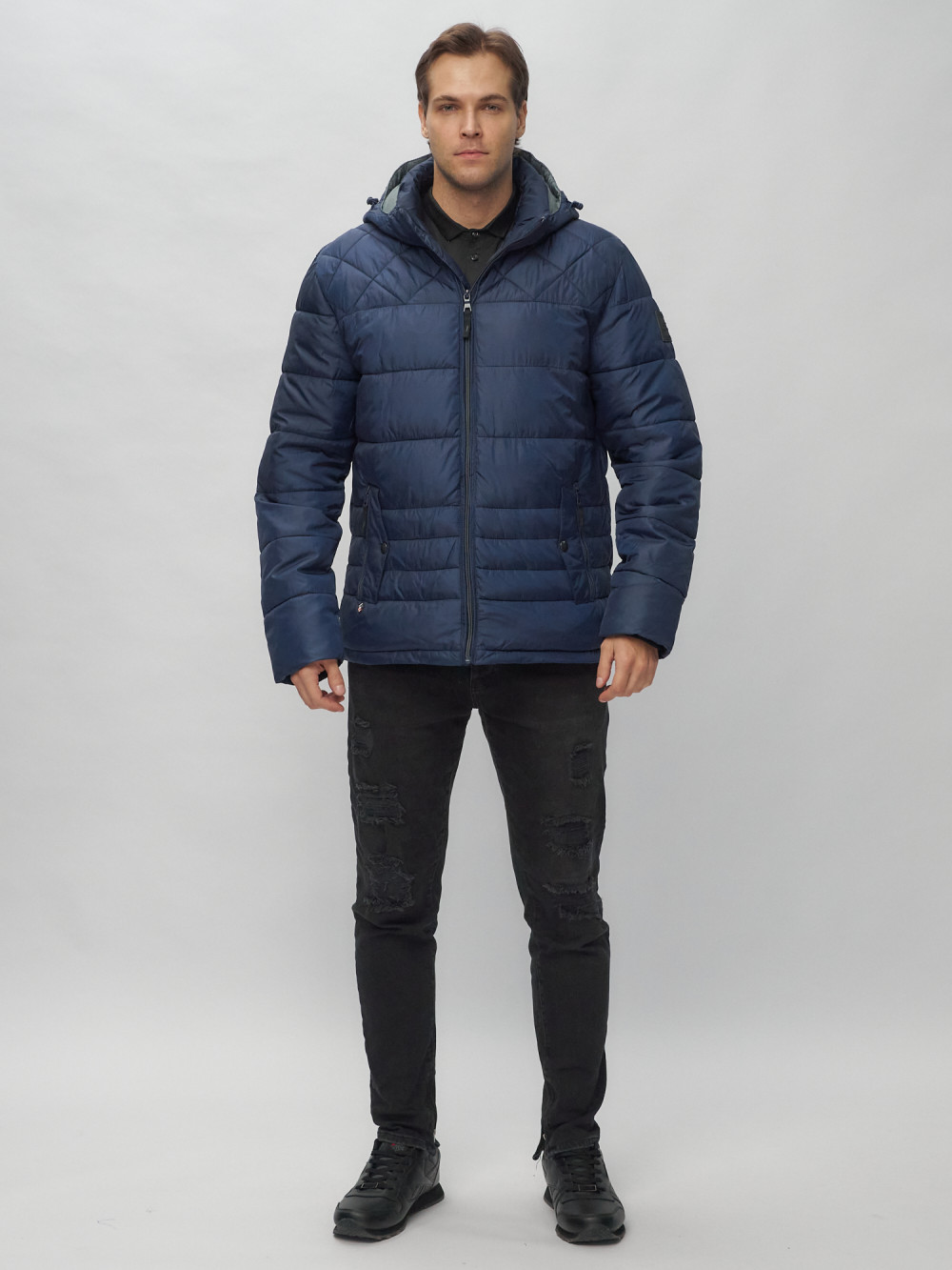 Купить оптом Куртка спортивная мужская с капюшоном темно-синего цвета 62179TS в Екатеринбурге