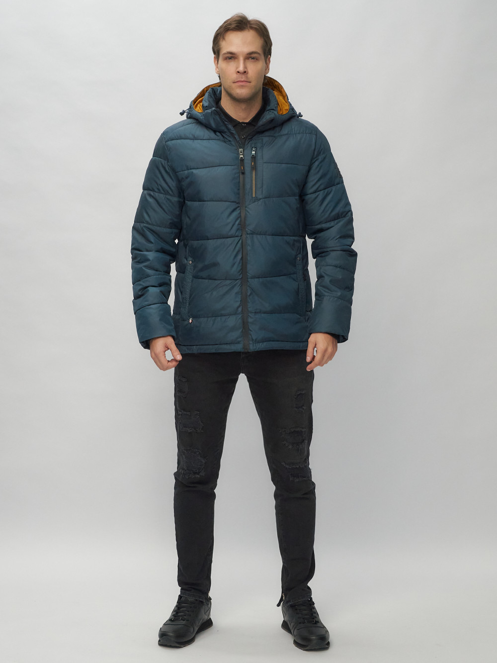 Купить оптом Куртка спортивная мужская с капюшоном темно-синего цвета 62186TS в Казани