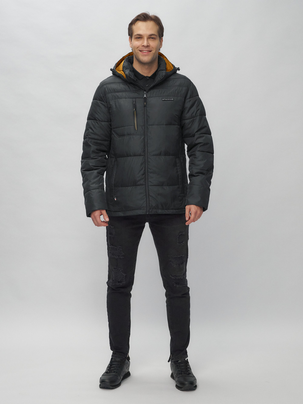 Купить оптом Куртка спортивная мужская с капюшоном черного цвета 62190Ch в Казани