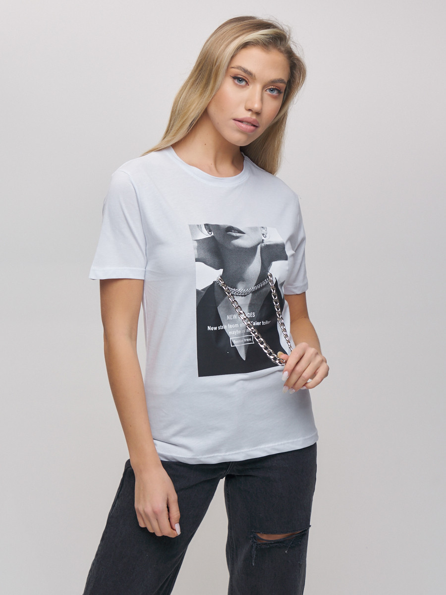 Купить оптом Женские футболки с принтом белого цвета 65016Bl в Казани