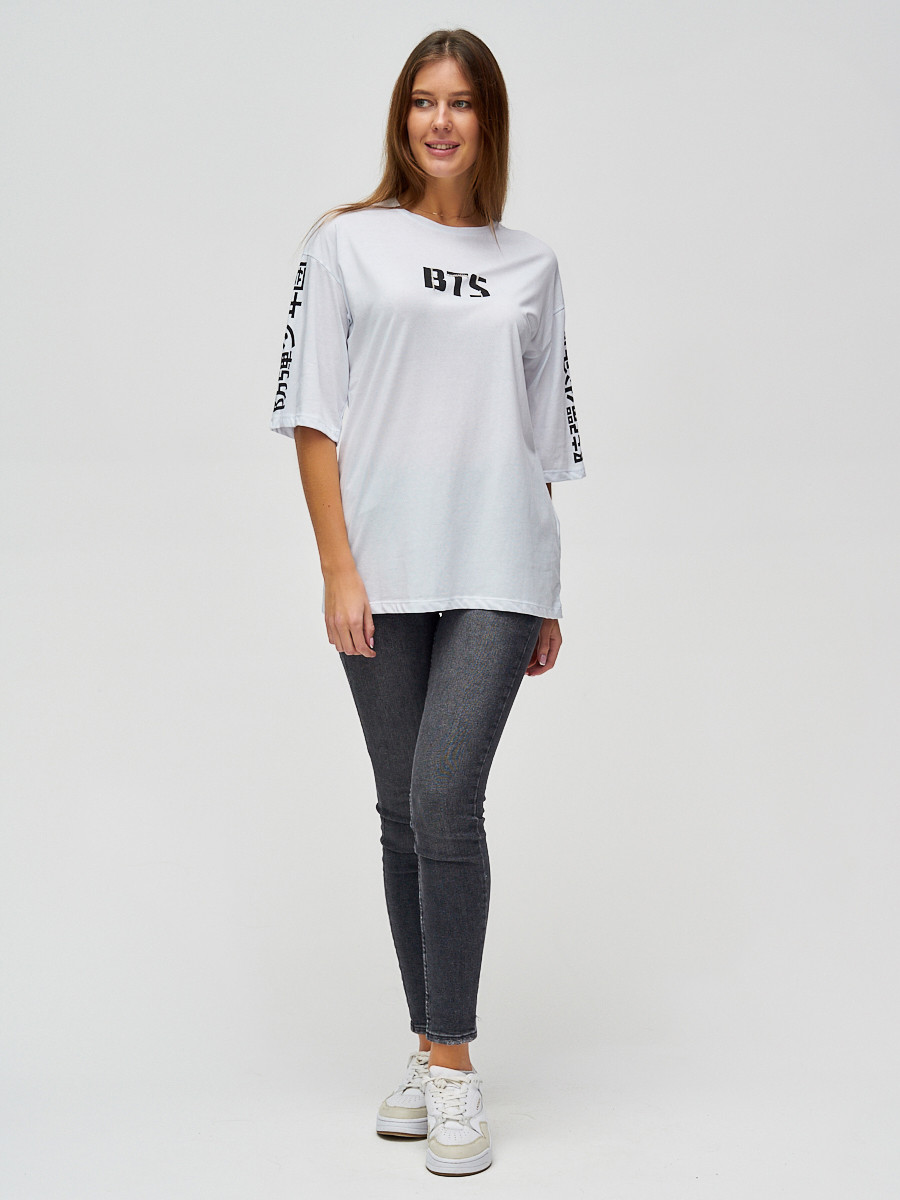 Купить оптом Женские футболки с надписями белого цвета 76017Bl в Екатеринбурге