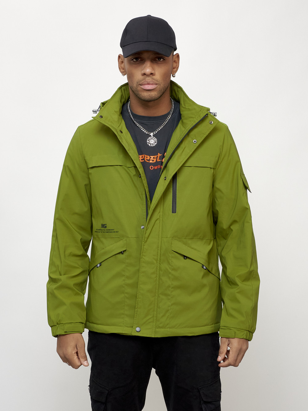 Купить оптом Куртка спортивная мужская весенняя с капюшоном зеленого цвета 88030Z в Казани