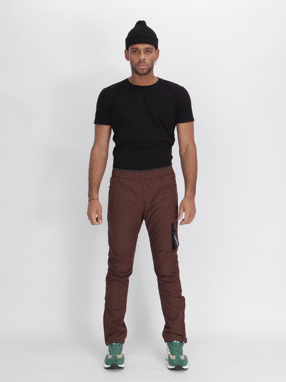 Купить оптом Утепленные спортивные брюки мужские коричневого цвета 882116K в Казани