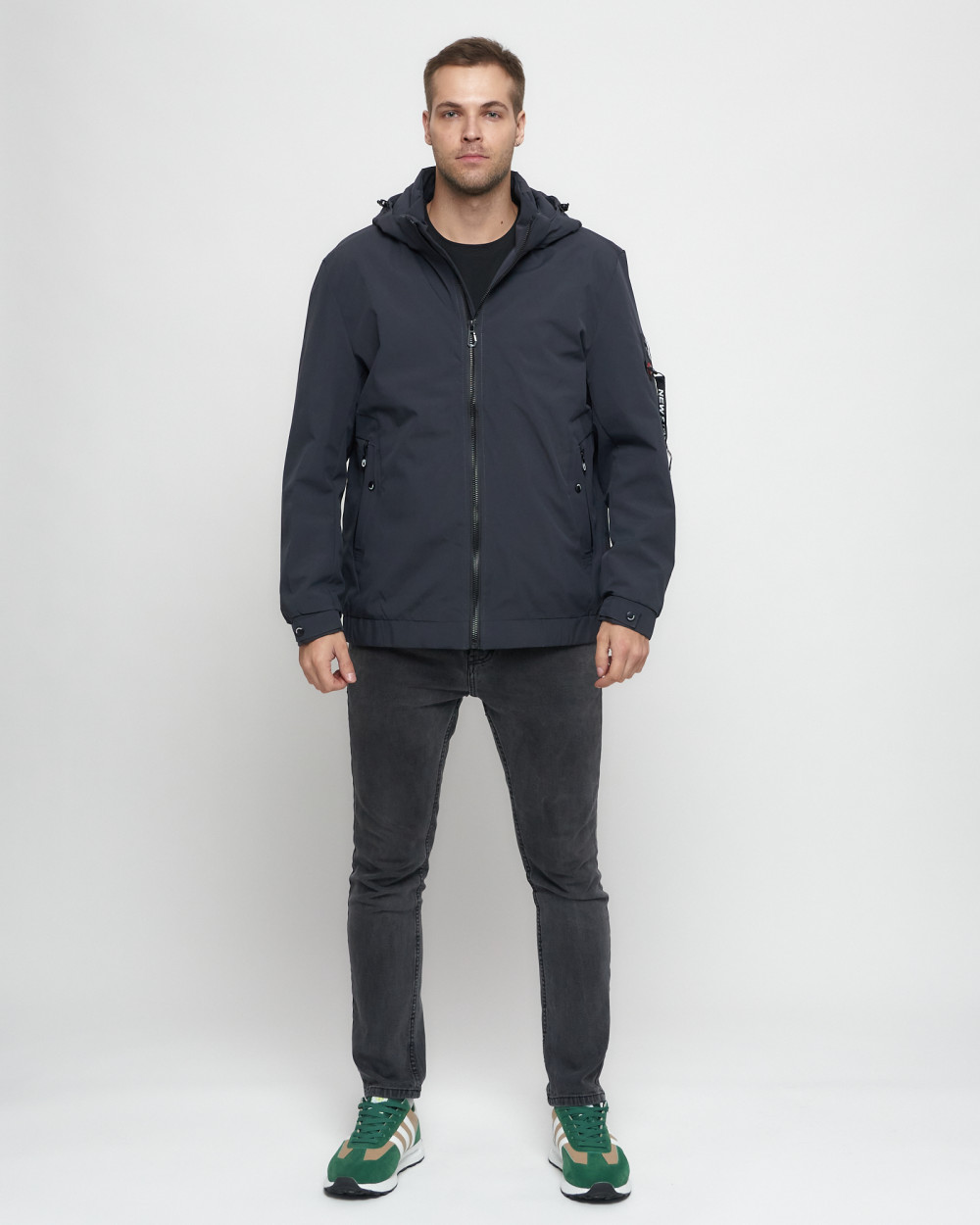 Купить оптом Куртка спортивная мужская на резинке большого размера темно-серого цвета 88657TC в Казани