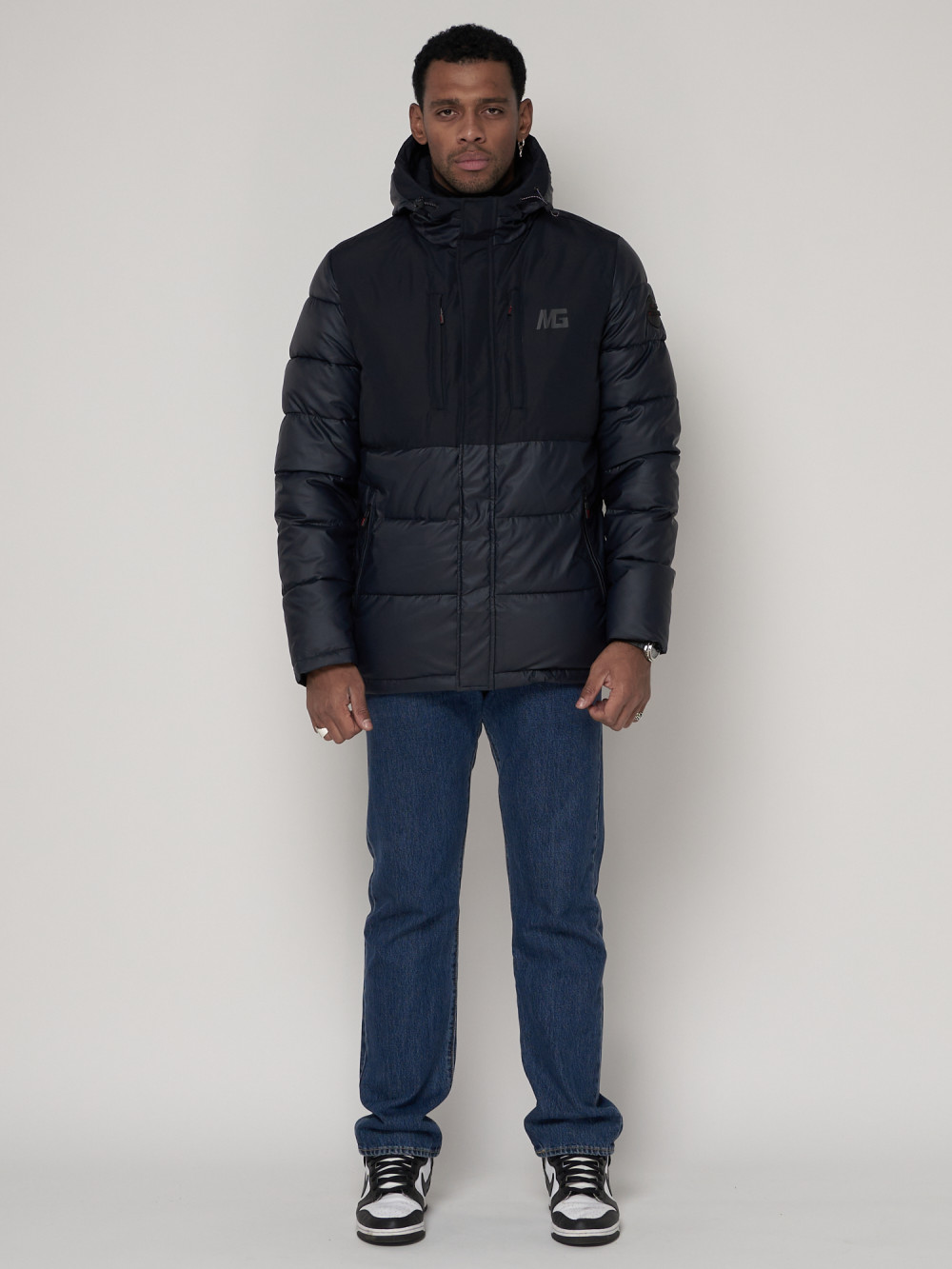 Купить оптом Спортивная молодежная куртка мужская темно-синего цвета 92933TS в Екатеринбурге