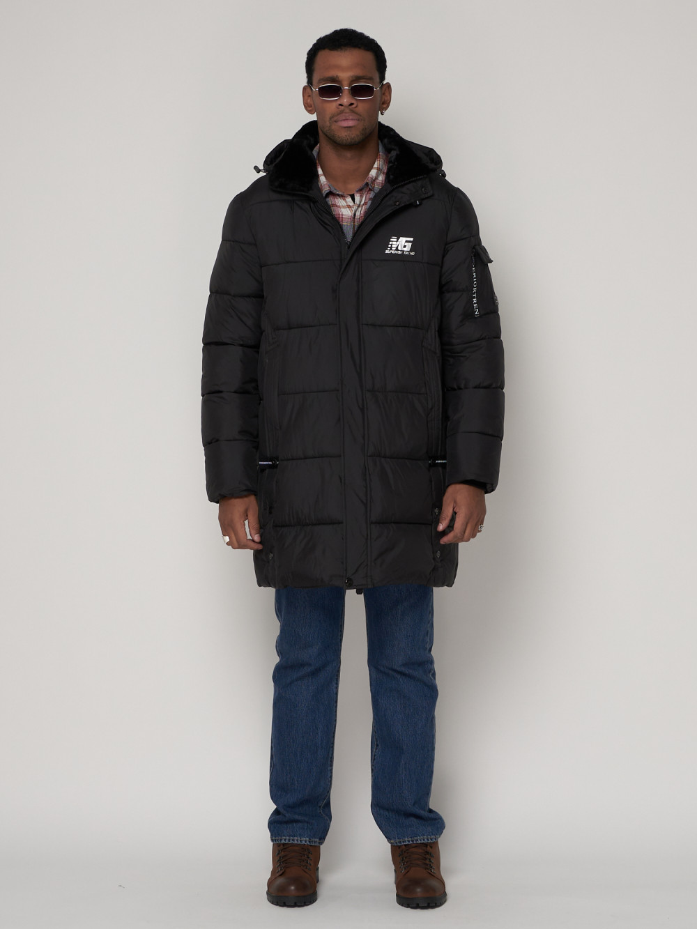 Купить оптом Куртка зимняя мужская классическая черного цвета 93627Ch в Екатеринбурге