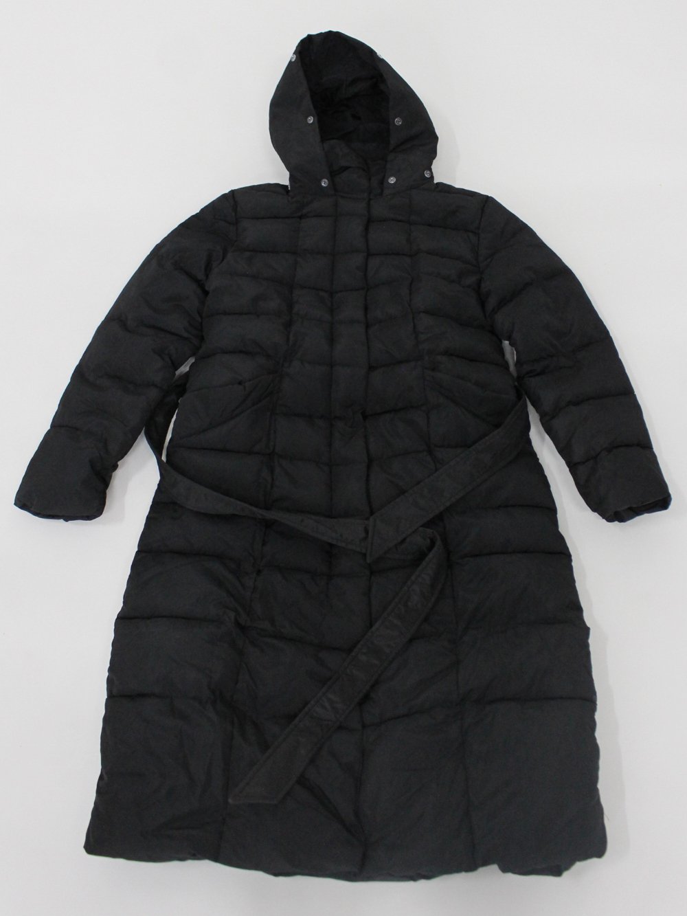 Купить оптом Куртка зимняя женская УЦЕНКА черного цвета 0281Ch в Екатеринбурге
