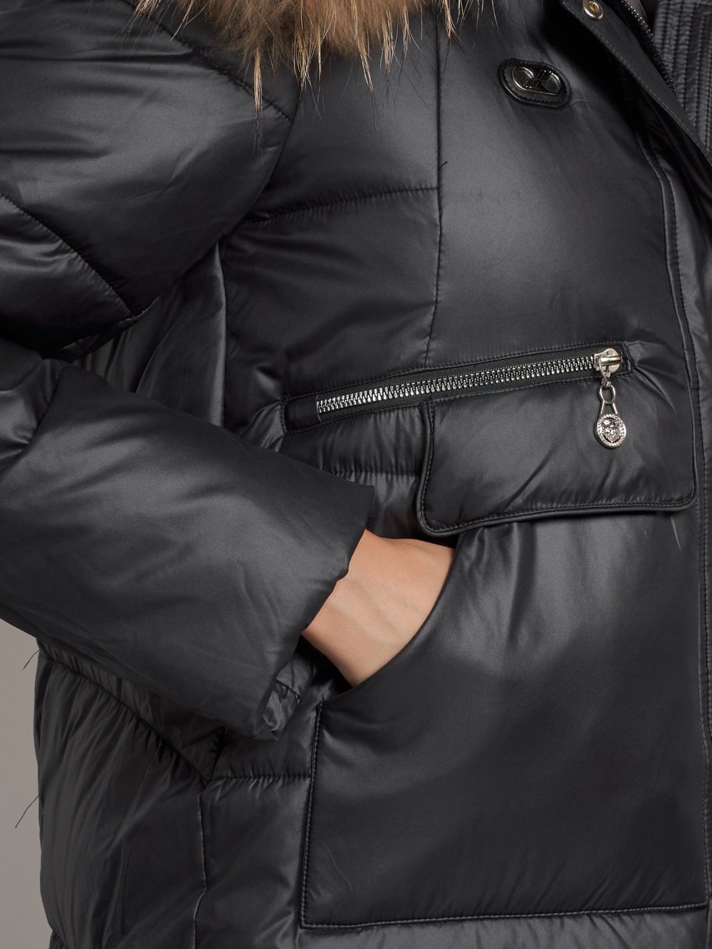 Купить куртку женскую зимнюю оптом от производителя недорого в Москве 132298Ch 1