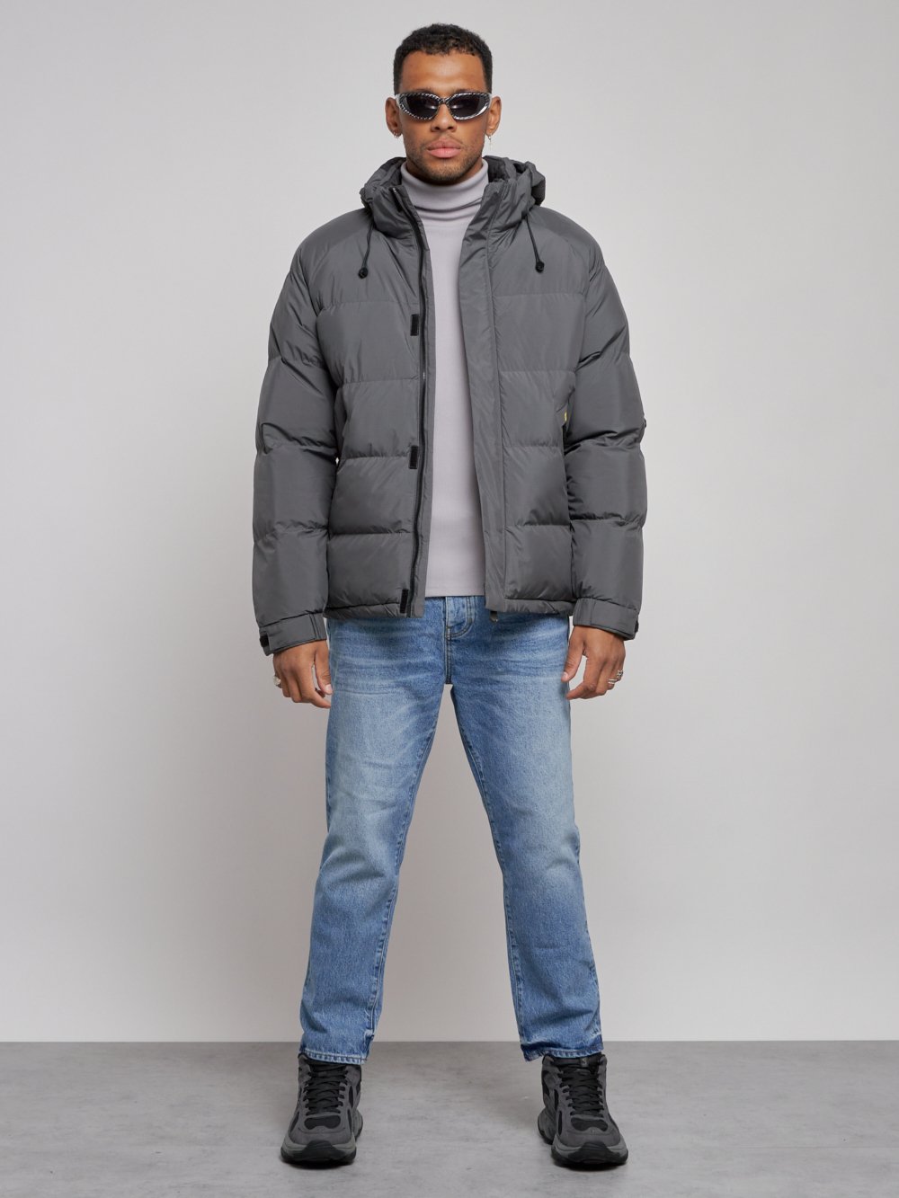 Куртка спортивная болоньевая мужская зимняя с капюшоном серого цвета 3111Sr