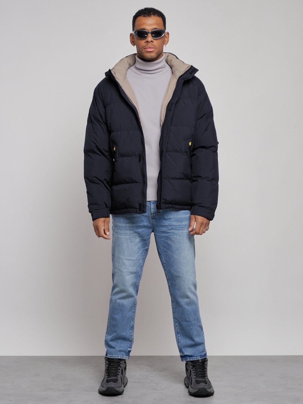 Купить оптом Куртка спортивная болоньевая мужская зимняя с капюшоном темно-синего цвета 3111TS в Екатеринбурге