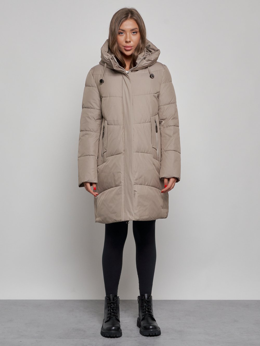Купить оптом Пальто утепленное молодежное зимнее женское бежевого цвета 52363B