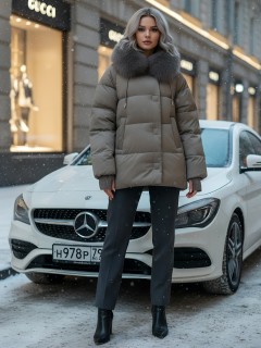 Купить куртки женские стеганные c натуральным мехом песец оптом от производителя недорого в Екатеринбурге 7658K