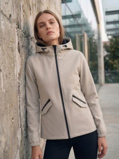 Ветровка женская софтшелл виндстоппер с капюшоном спортивная серого цвета 9612_1Sr