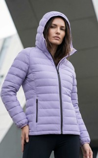 Куртка женская стёганая с капюшоном с графеновой подкладкой купить оптом от производителя в Перми 9624_1Sn