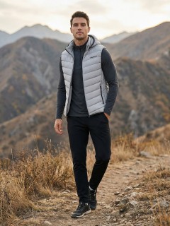 Жилет мужской лёгкий стёганый с капюшоном купить оптом от производителя недорого в Ростове-на-Дону 9635_1Sr