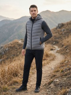 Жилет мужской лёгкий стёганый с капюшоном купить оптом от производителя недорого в Ростове-на-Дону 9635_1TC